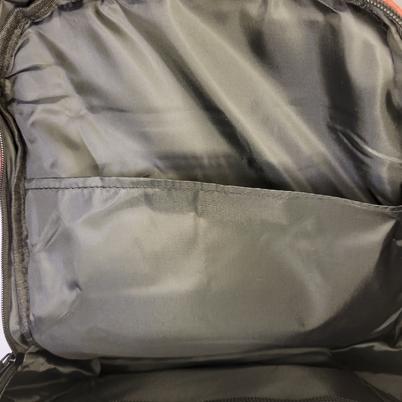 NWT Monsdle Travel Laptop Backpack With USB Charging Port in Red & Black - Picture 9 of 13